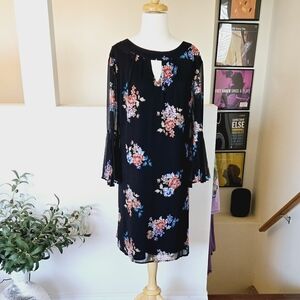LILY STAR Black Floral Keyhole Shift A-line Dress with Accordion Bell Sleeves 3X